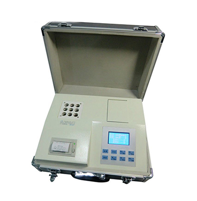  便攜式多參數(shù)水質速測儀