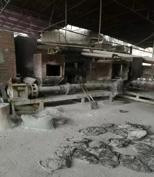 廣西貴港市水泥廠藏污納垢 國有資產竟成非法排污企業(yè)庇護所