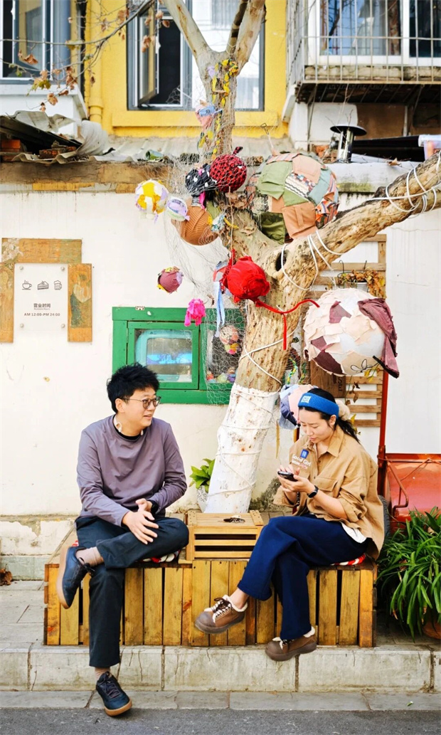 云南旅游,云南旅行社,云南團(tuán)建公司,云南策劃公司,云南會(huì)議貨站,昆明旅游,昆明旅行社,昆明團(tuán)建公司,昆明策劃公司：去巡津街續(xù)上煙火，把年味和松弛感再拉長(zhǎng)~